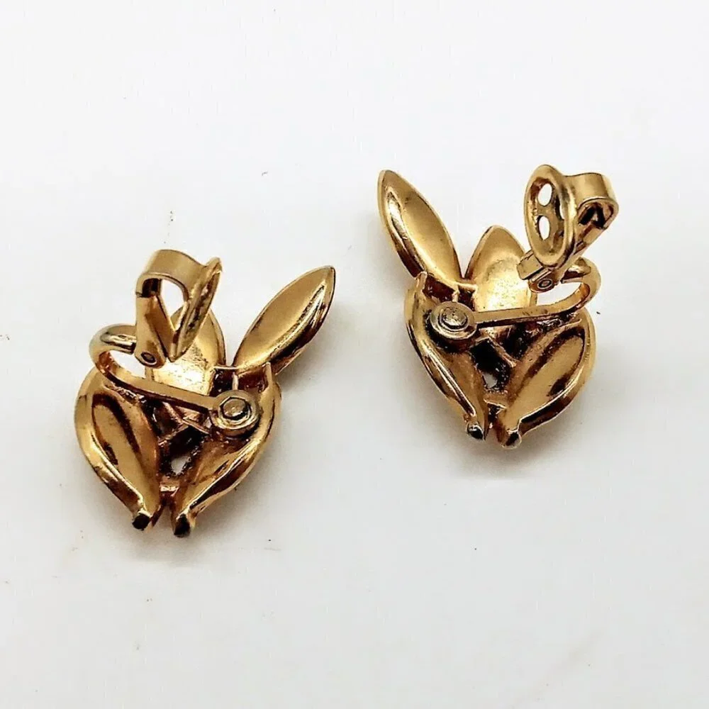 Vintage Trifari Brushed Polished Gold Leaves Clip-On Earrings